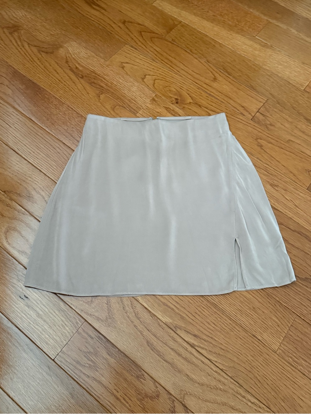 ARITZIA Wilfred Taupe Mini Skirt with Side Slit